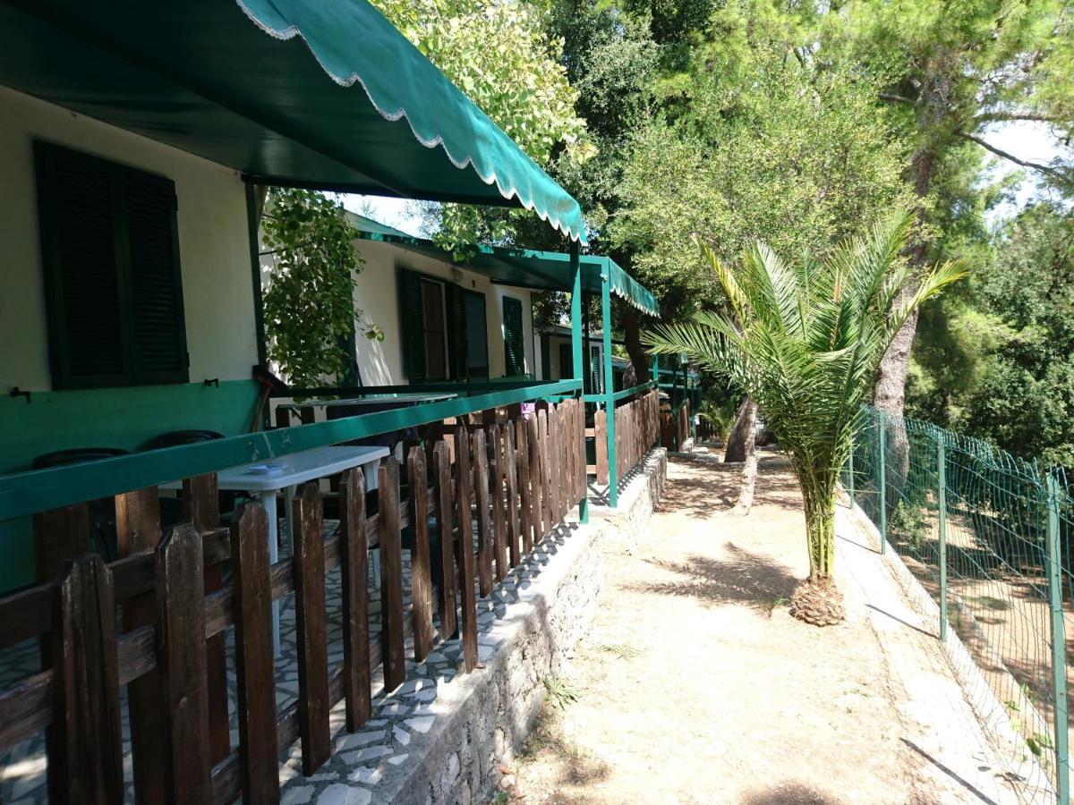 Camping La Gemma Hotel Peschici Exterior photo