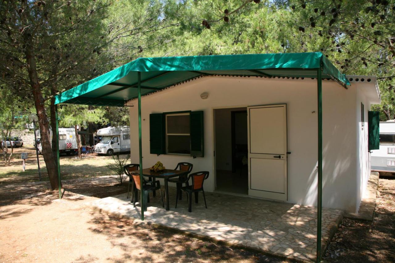 Camping La Gemma Hotel Peschici Exterior photo