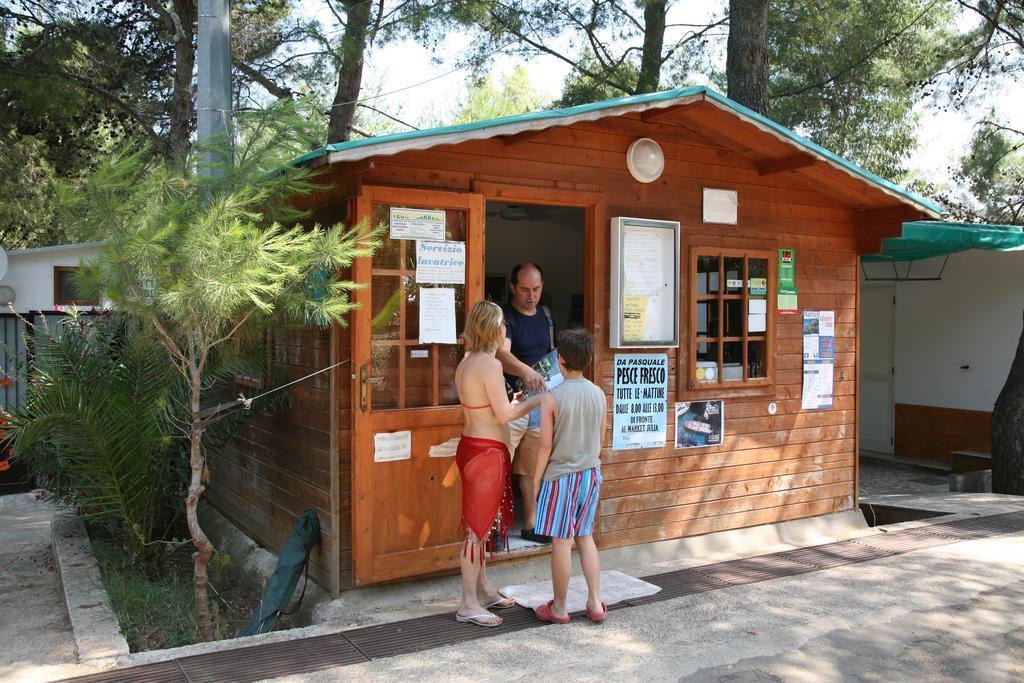 Camping La Gemma Hotel Peschici Exterior photo